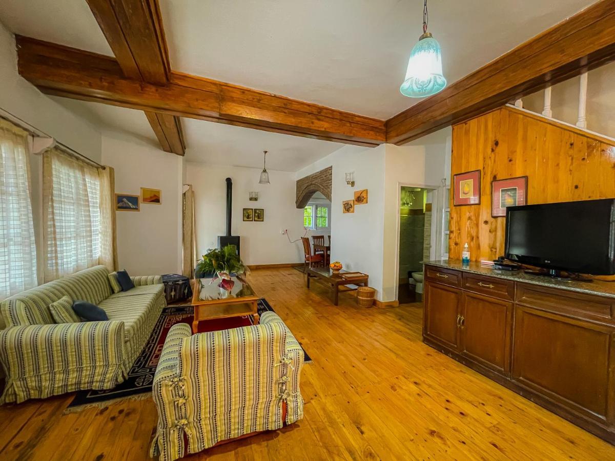 Birdwood Cottages Далхаузи Экстерьер фото